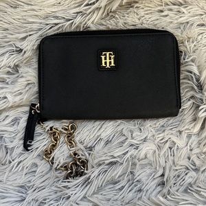Tommy Hilfiger wristlet/clutch wallet Vintage